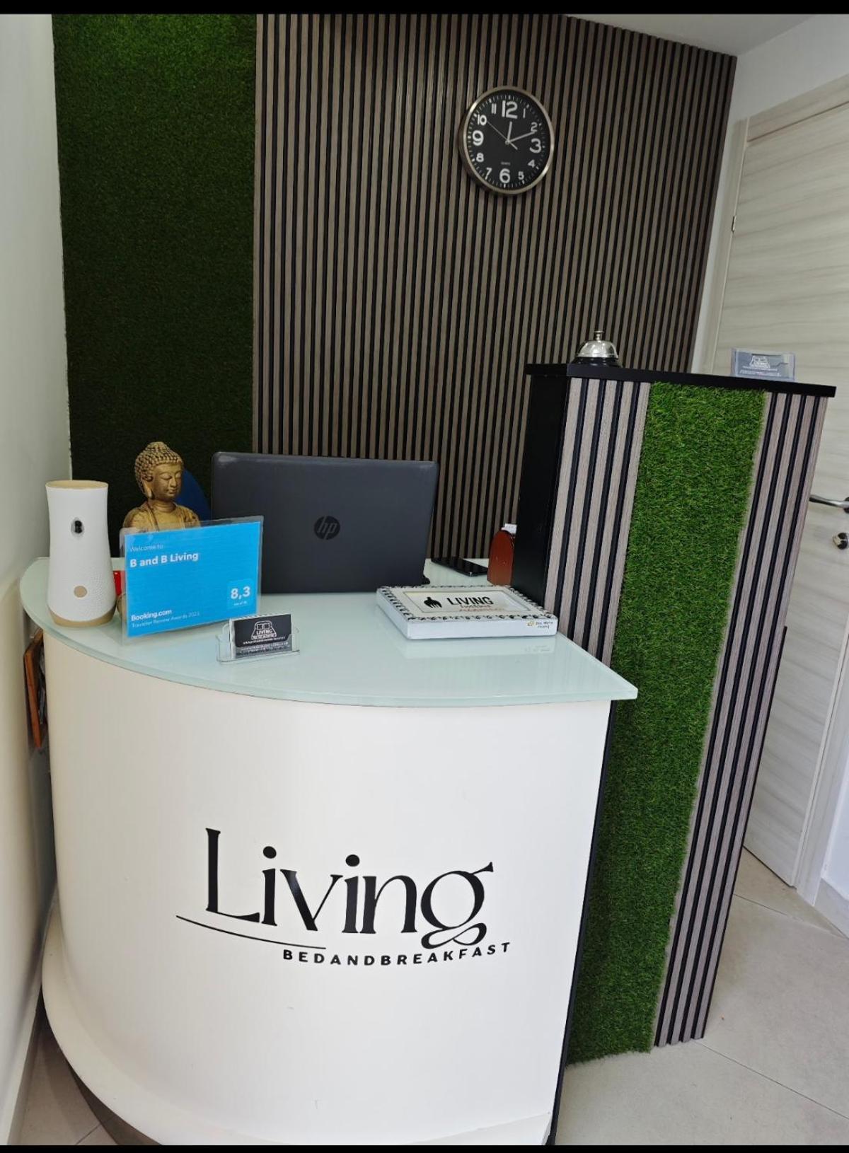 B And B Living Casoria Exterior photo